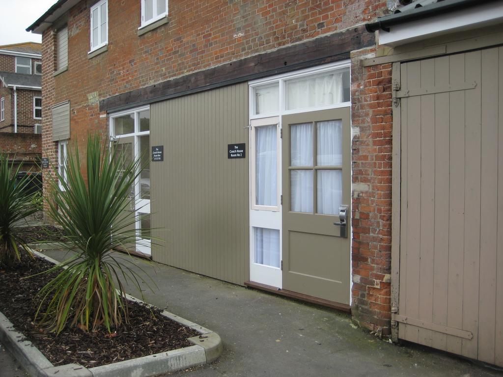 The Star And Garter Hotel Andover Exterior photo